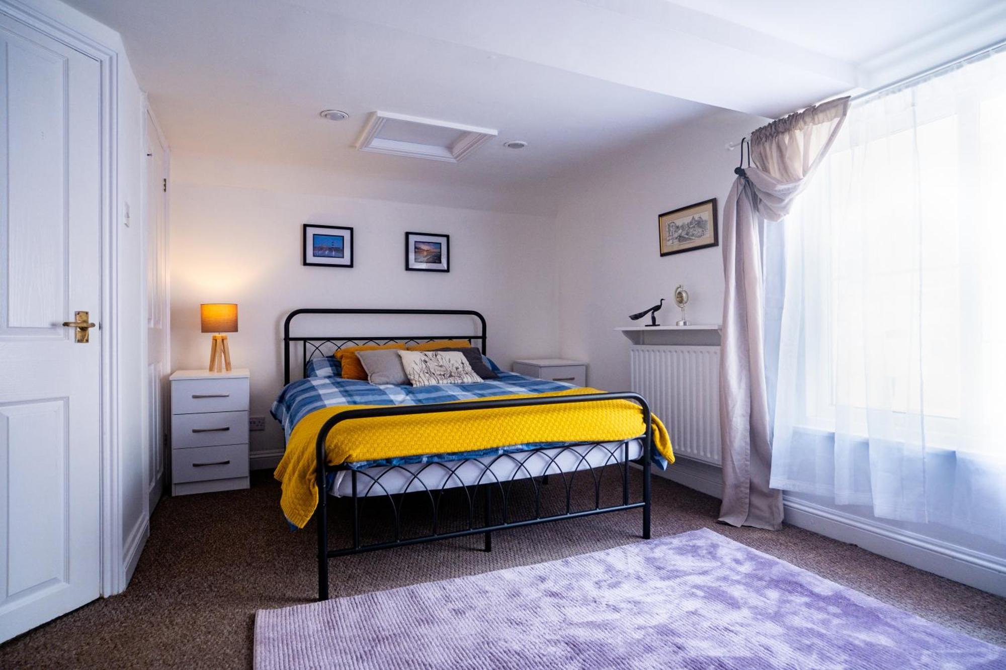 Apartment Coastal Terrace Retreat- 2 Bedrooms, Free Parking *